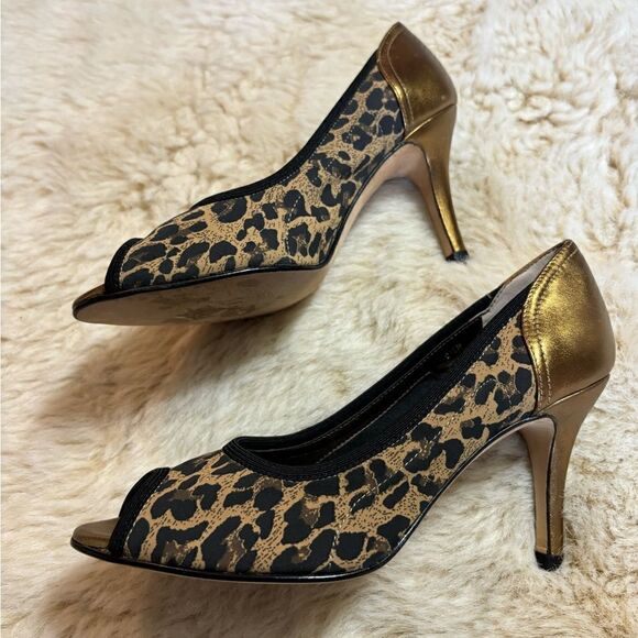 VanEli Peep Toe Black and Gold Cheetah Print Heels size 6.5 - Picture 5 of 8